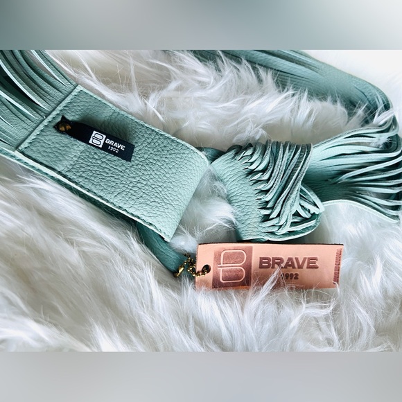 🇨🇦 Brave Leather Collection - Zuna Seafoam Leather Belt - Picture 7 of 9